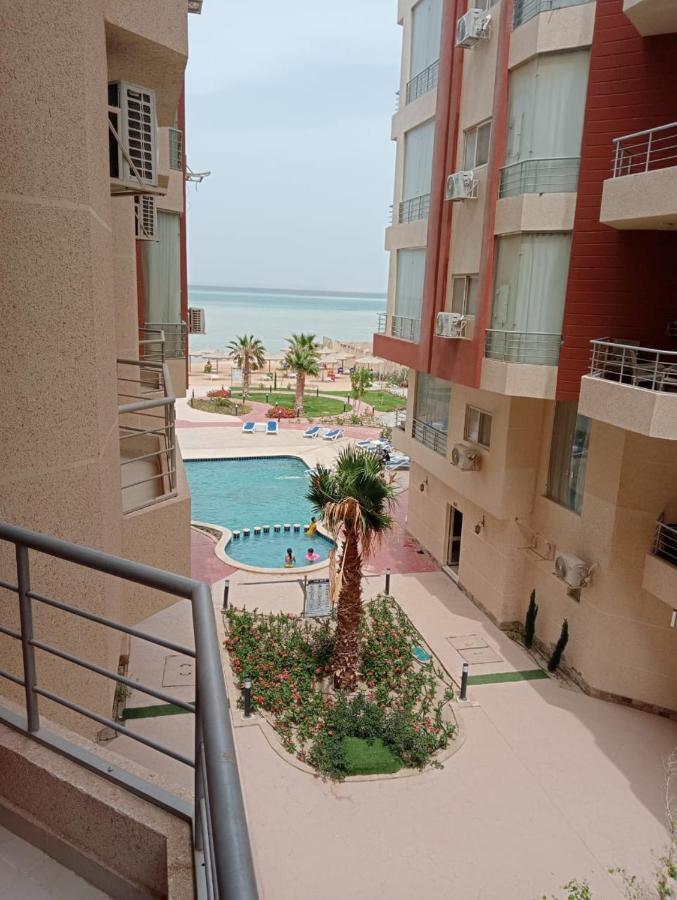 Casablanca Beach For Families And Couples Only Aparthotel Hurghada Bagian luar foto