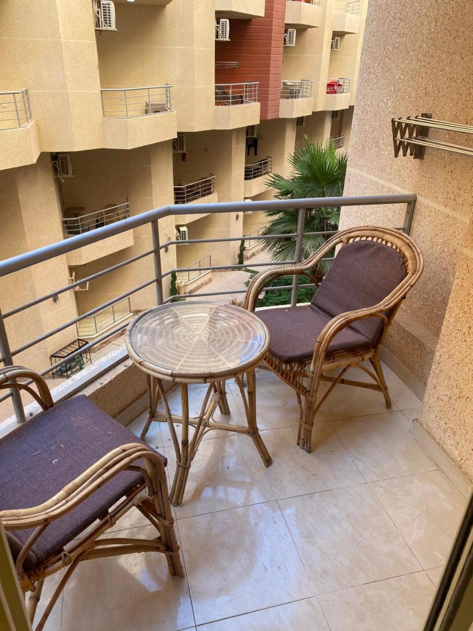 Casablanca Beach For Families And Couples Only Aparthotel Hurghada Bagian luar foto