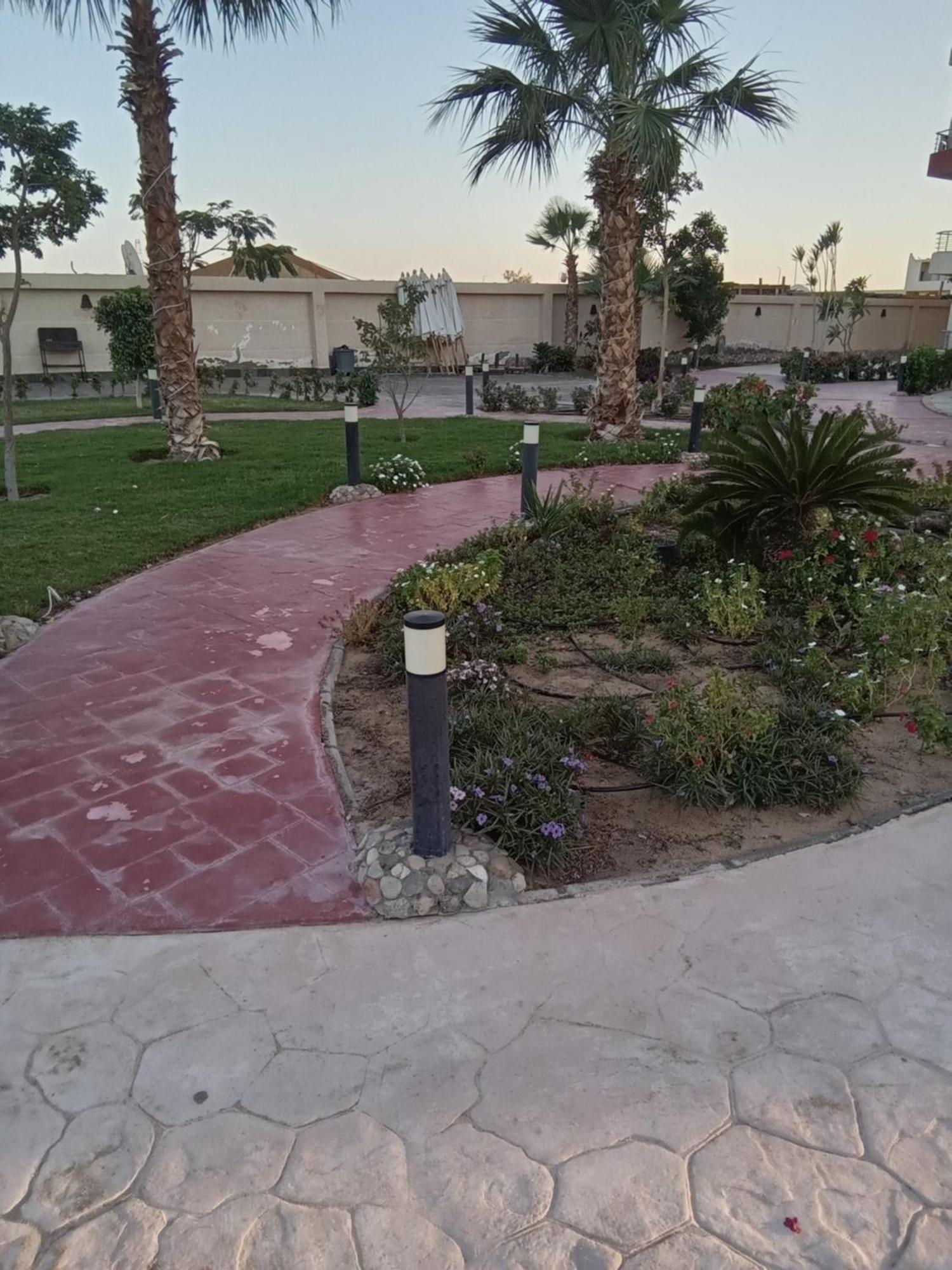Casablanca Beach For Families And Couples Only Aparthotel Hurghada Bagian luar foto