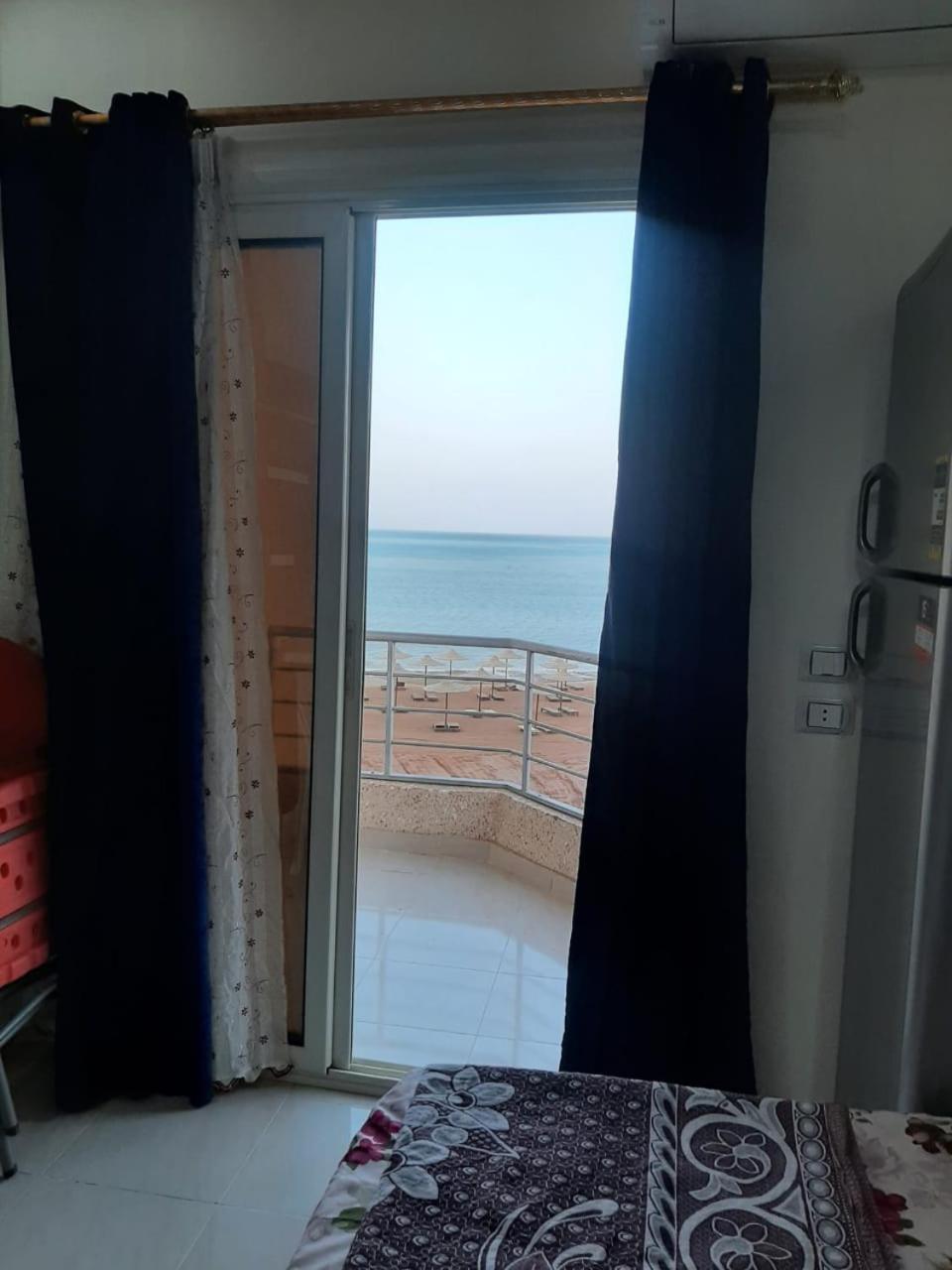 Casablanca Beach For Families And Couples Only Aparthotel Hurghada Bagian luar foto