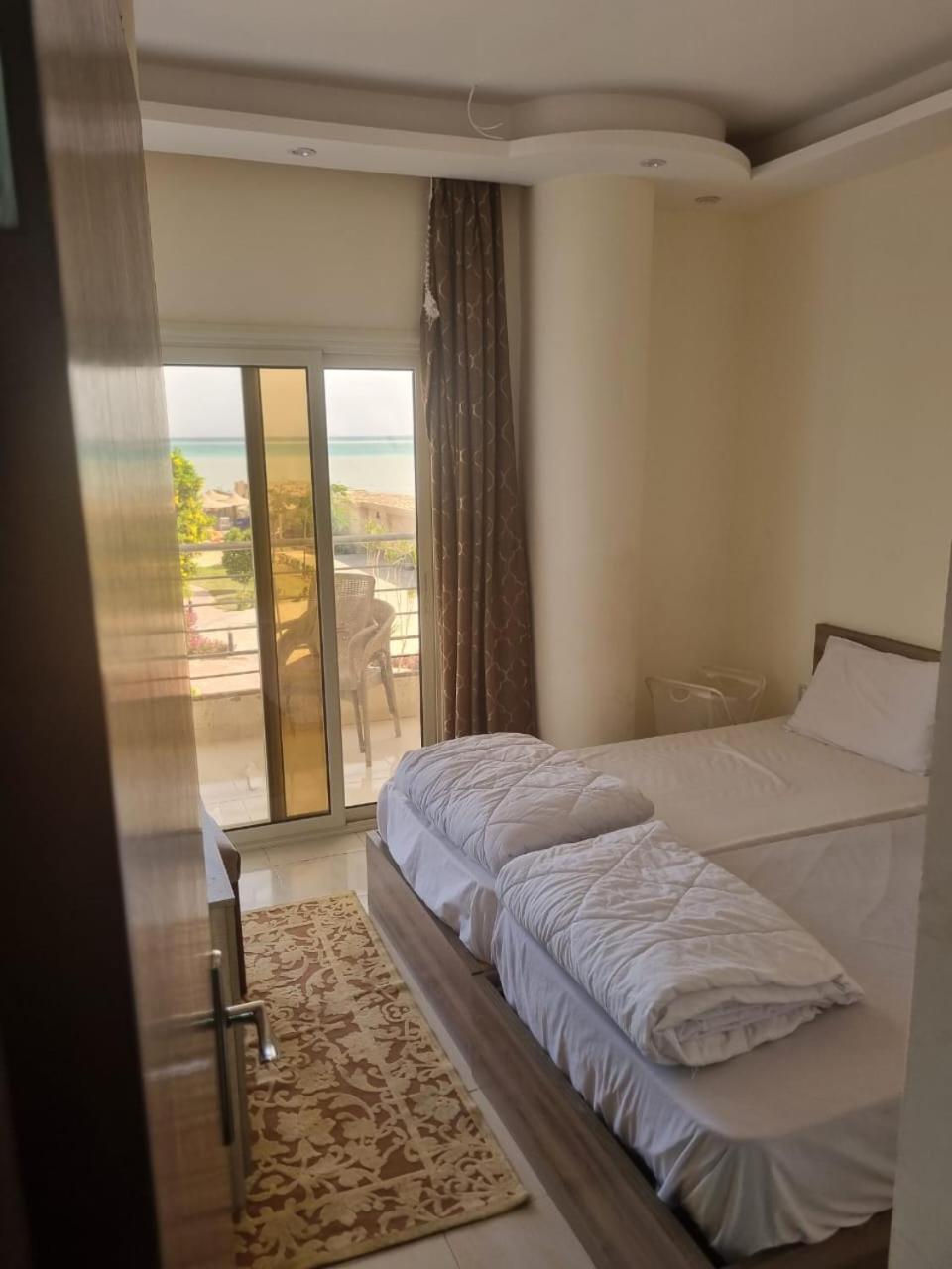 Casablanca Beach For Families And Couples Only Aparthotel Hurghada Bagian luar foto