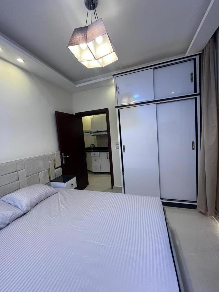 Casablanca Beach For Families And Couples Only Aparthotel Hurghada Bagian luar foto