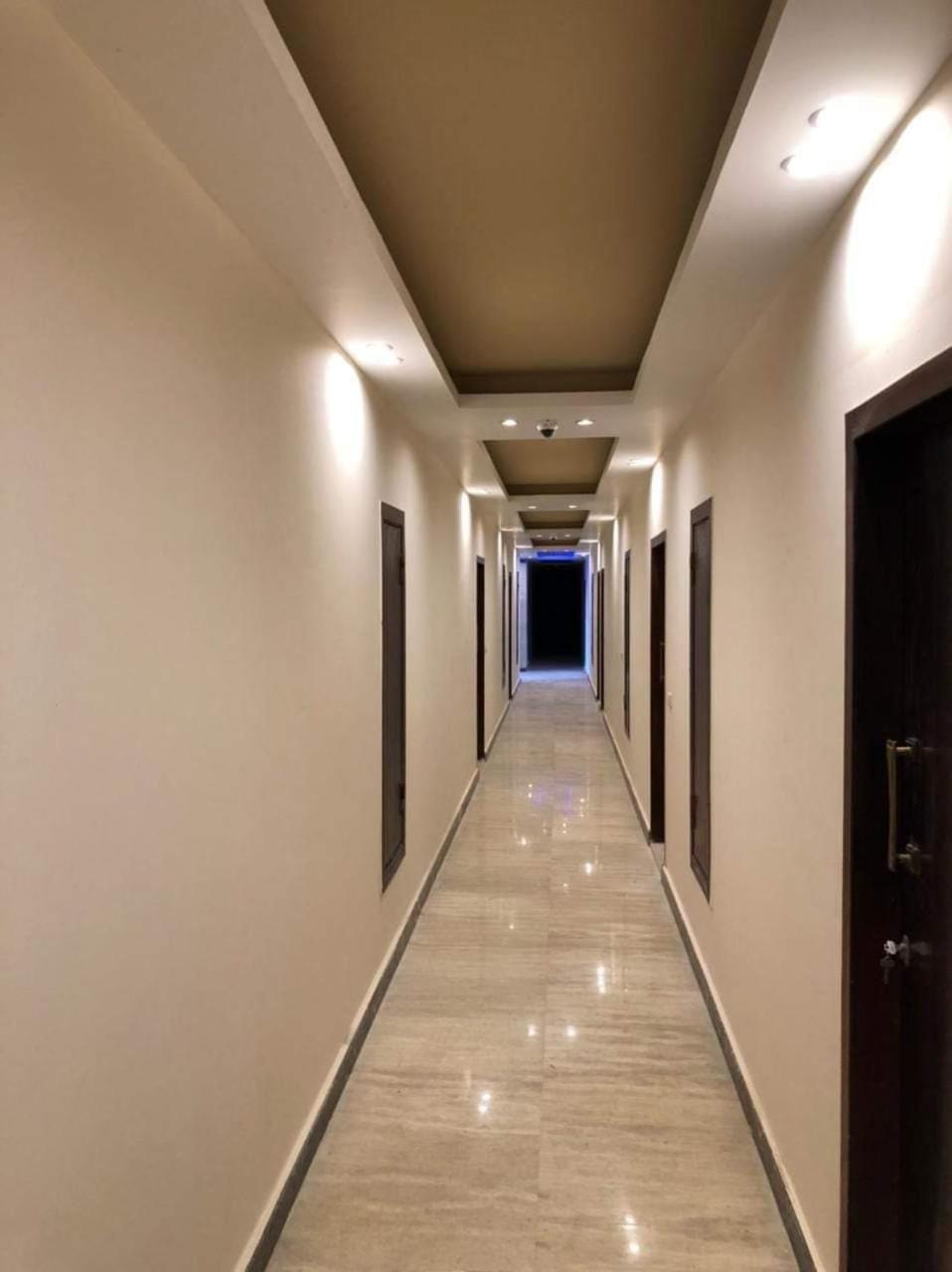 Casablanca Beach For Families And Couples Only Aparthotel Hurghada Bagian luar foto