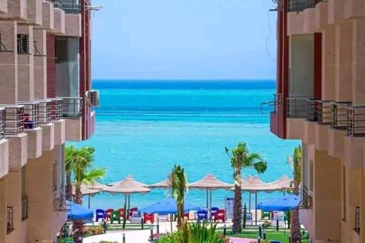 Casablanca Beach For Families And Couples Only Aparthotel Hurghada Bagian luar foto